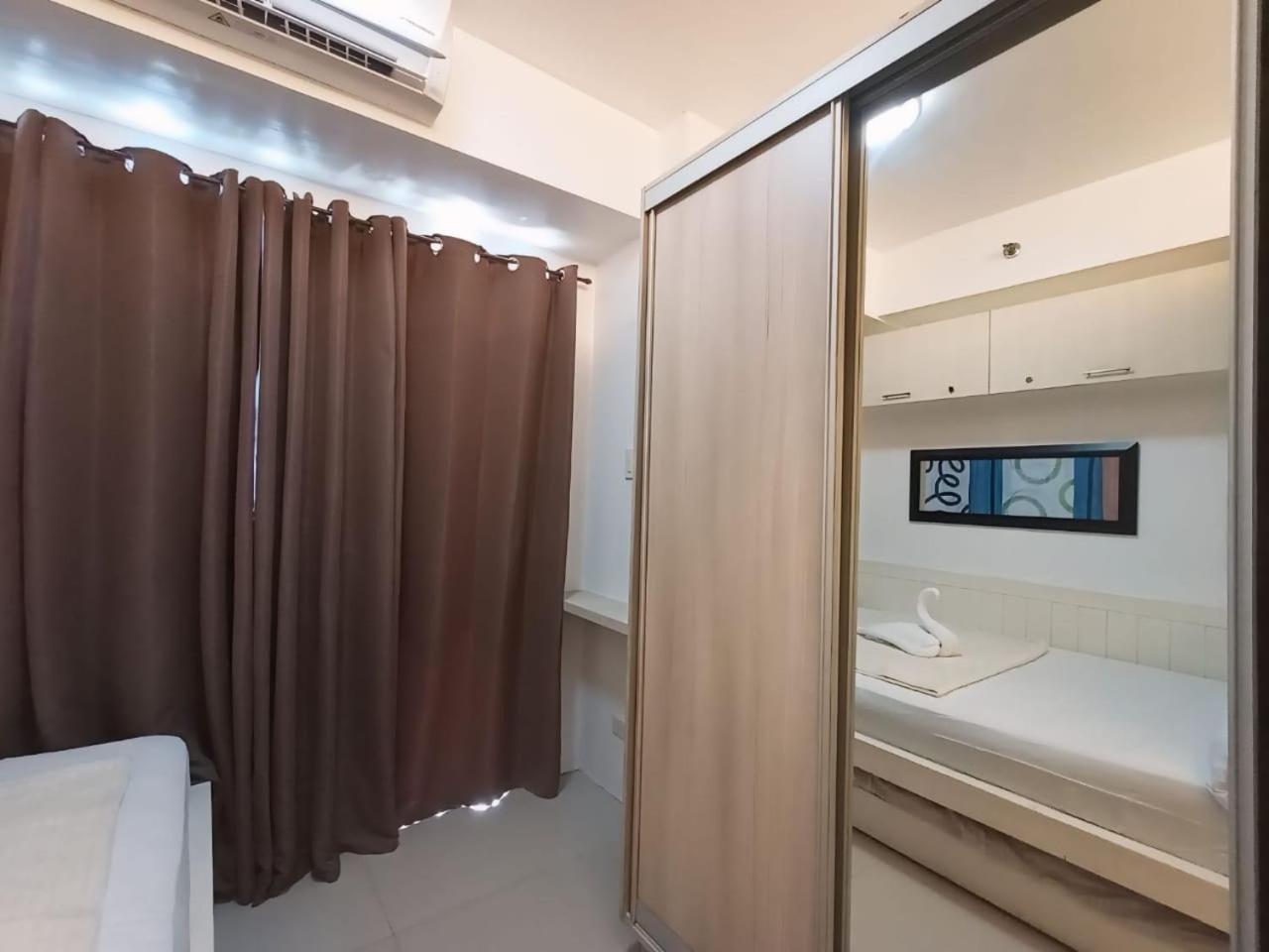 Sea Residences Moa Pasay City - Myra Condotel パサイ エクステリア 写真